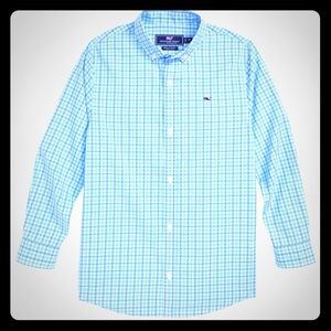 🐳🐳Vineyard Vines T shirt 👔